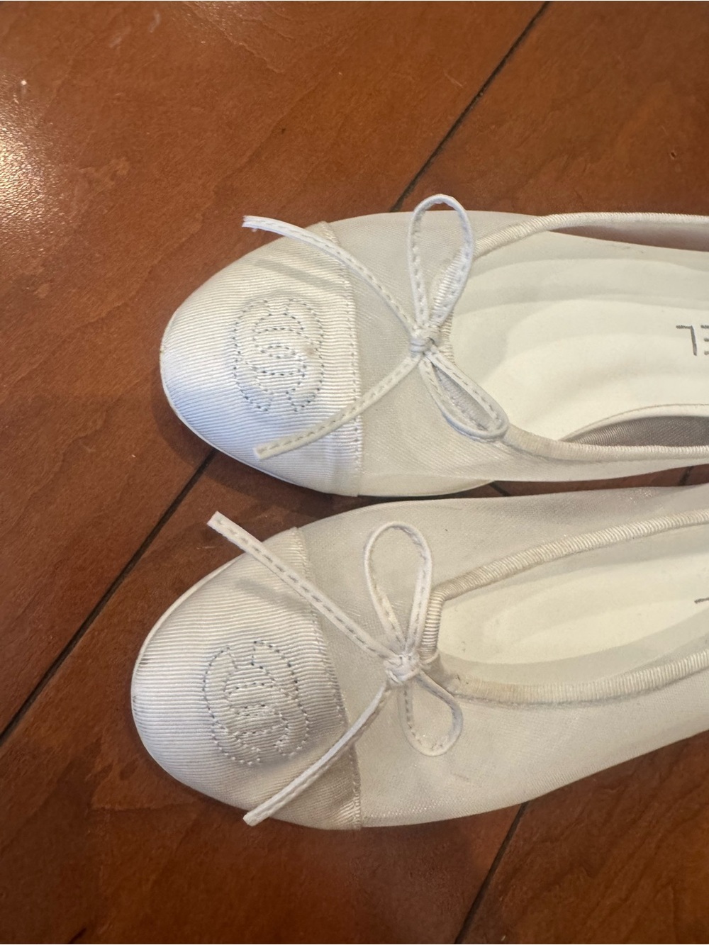 CHANEL Ivory Canvas Ballet Flats with CC Medallion - Picture 3 of 3